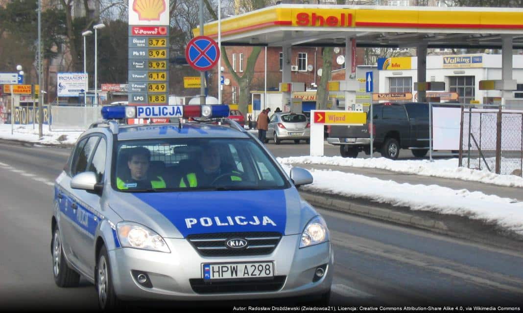 Podziękowanie dla asp. Adriana Dąbkowskiego za zaangażowanie w procedurę „Niebieskie Karty”